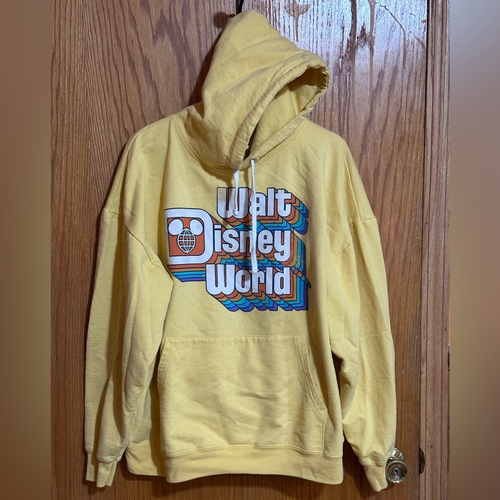 Disney world butter Yellow Hoodie sz XXL